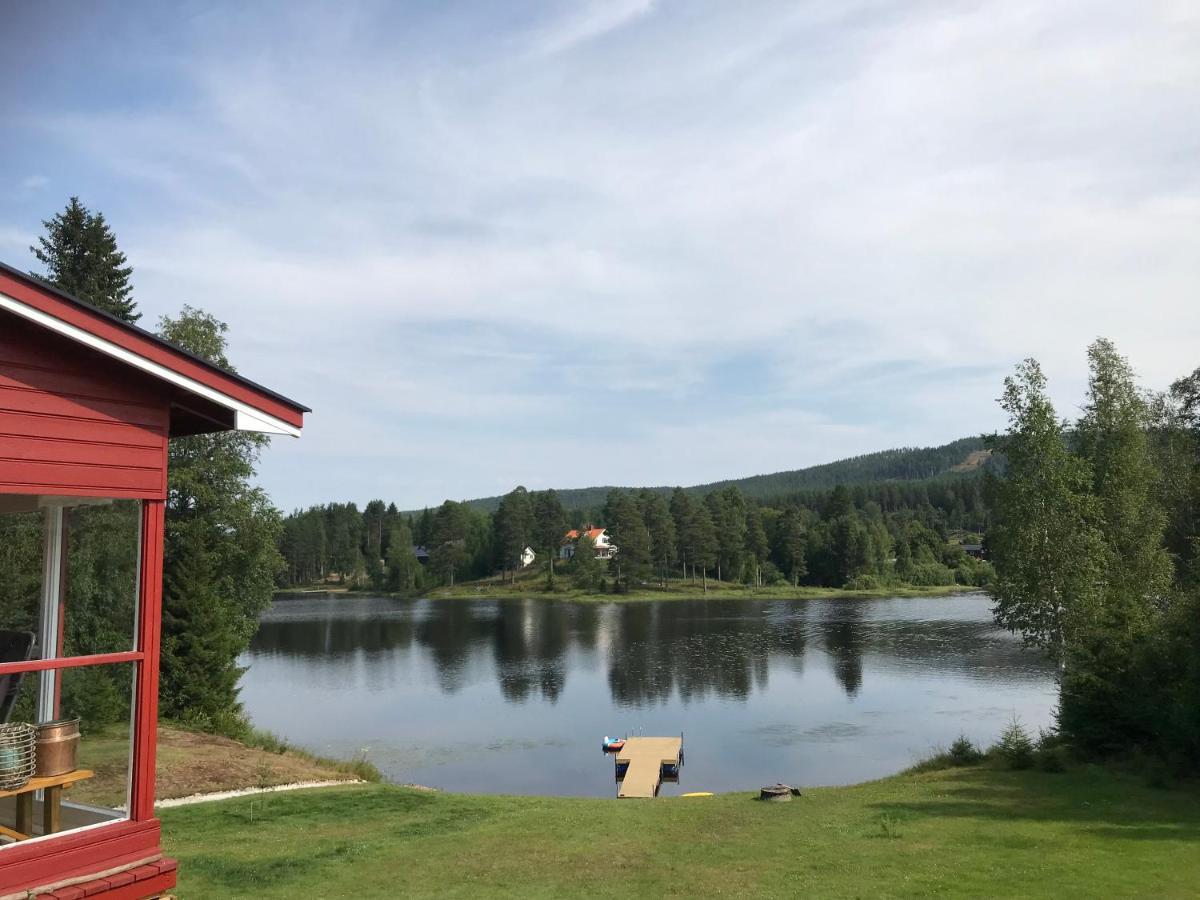 Villa Granhede -Sjoelaege Med Badtunna, Eldstad Med Mera Torsby Exterior foto